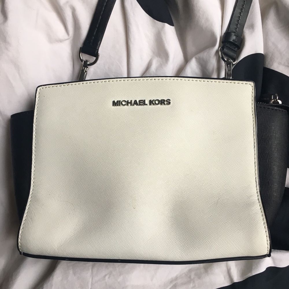 Michael Kors Black/White Stella cross bodybag